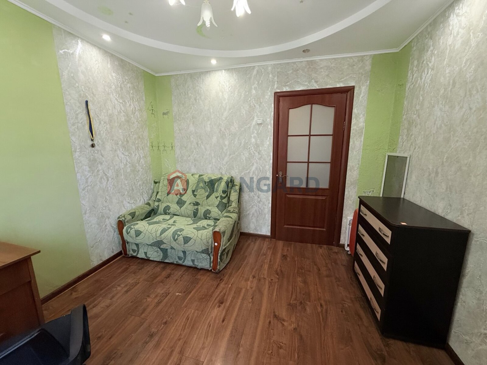 2 ����. ��������, 51/-/8 ��. �., 2/9 ���� ���� 5