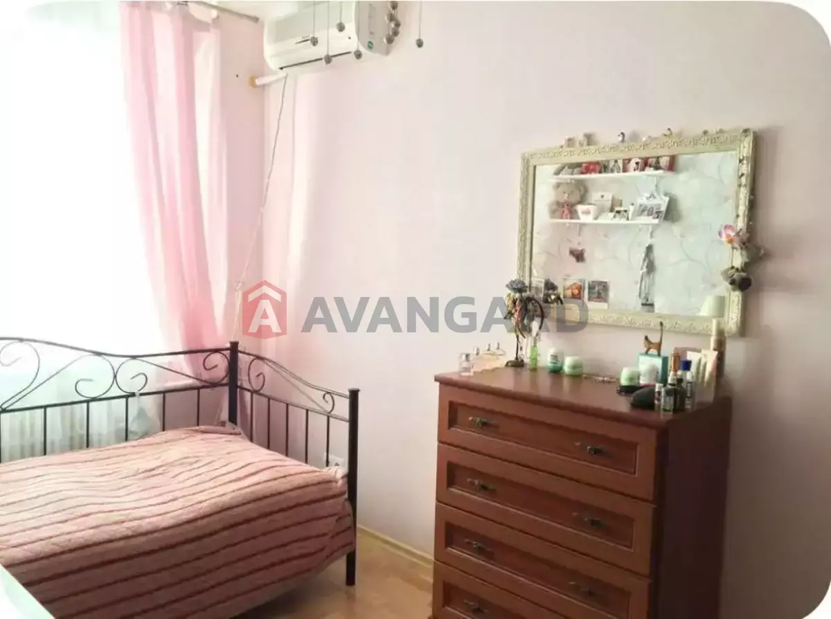 2 ��. ��������, 45/28/7 ��. �., 9/9 ������ ���� 4