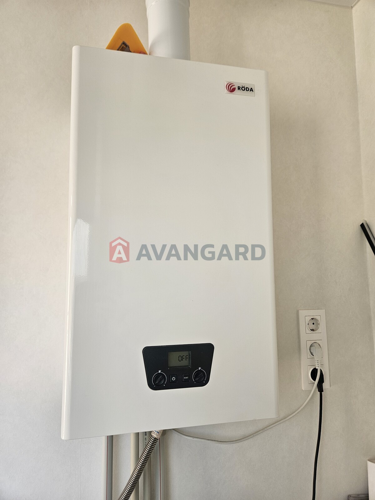 2 ��. ��������, 54/-/18 ��. �., 8/10 ������ ���� 5