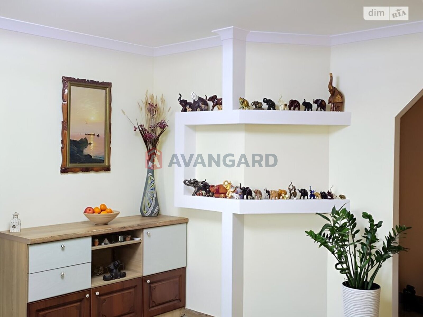 2 ��. ��������, 78/59/11 ��. �., 4/5 ������ ���� 9