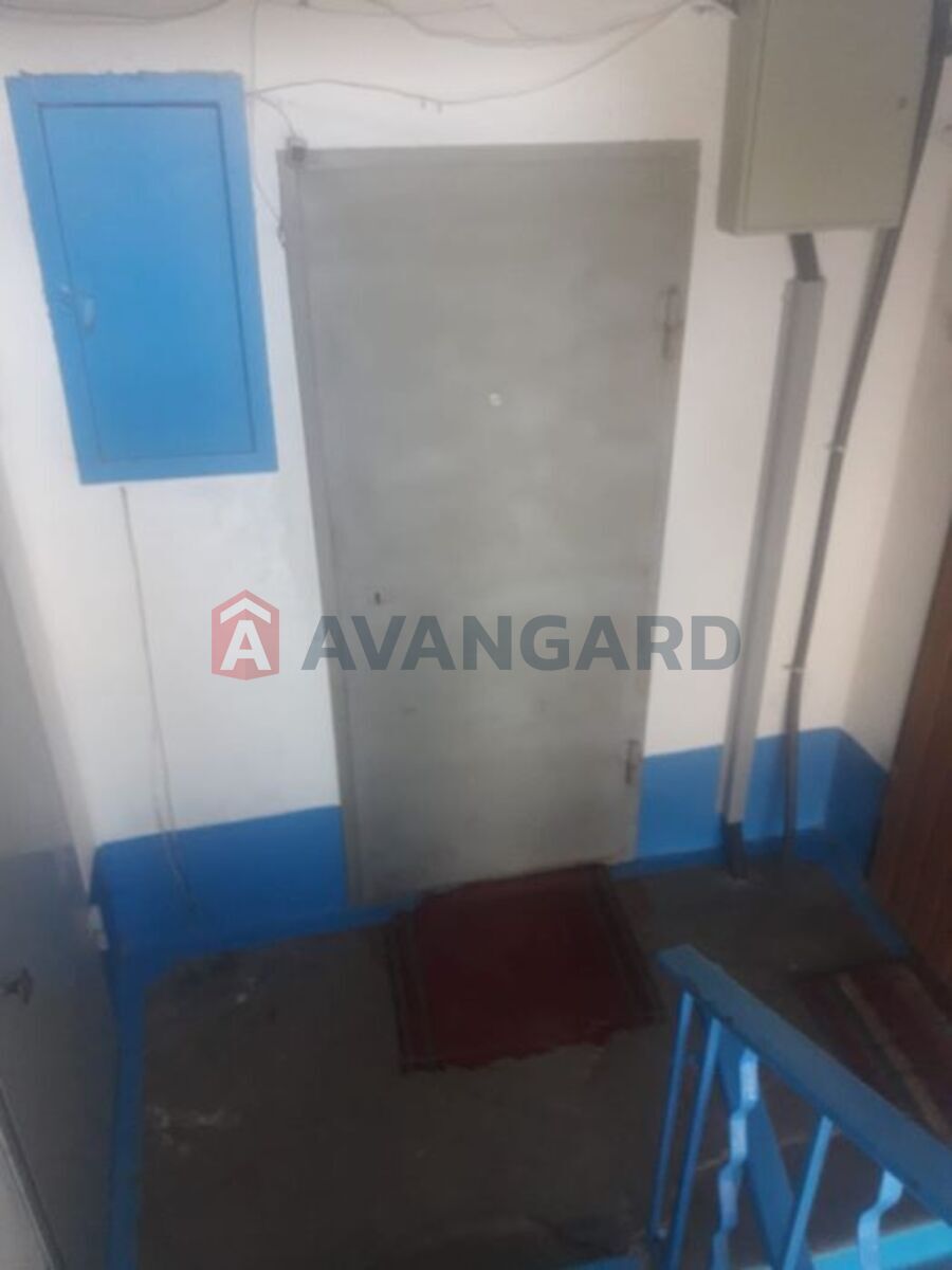 1 ��. ��������, 30/-/6 ��. �., 4/5 ������ ���� 7