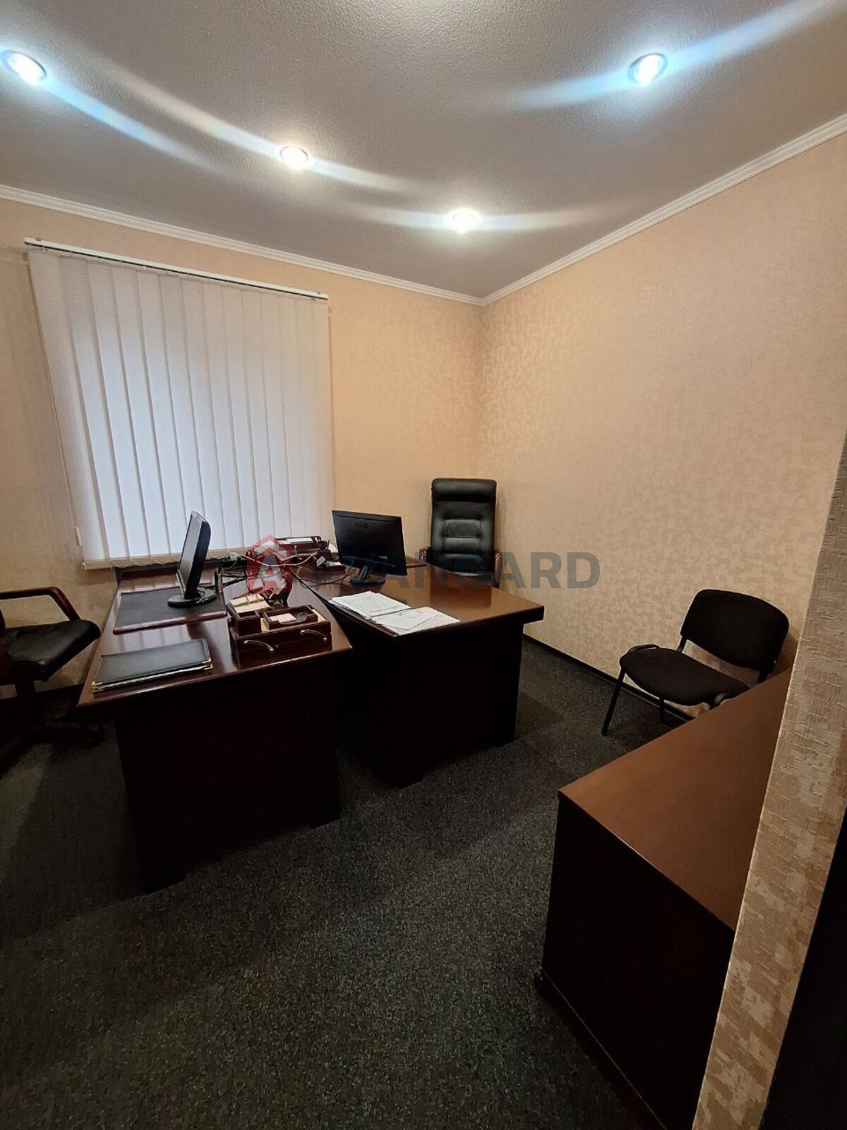 3 ����. ��������, 58,1/39,6/6,7 ��. �., 1/4 ���� ���� 15