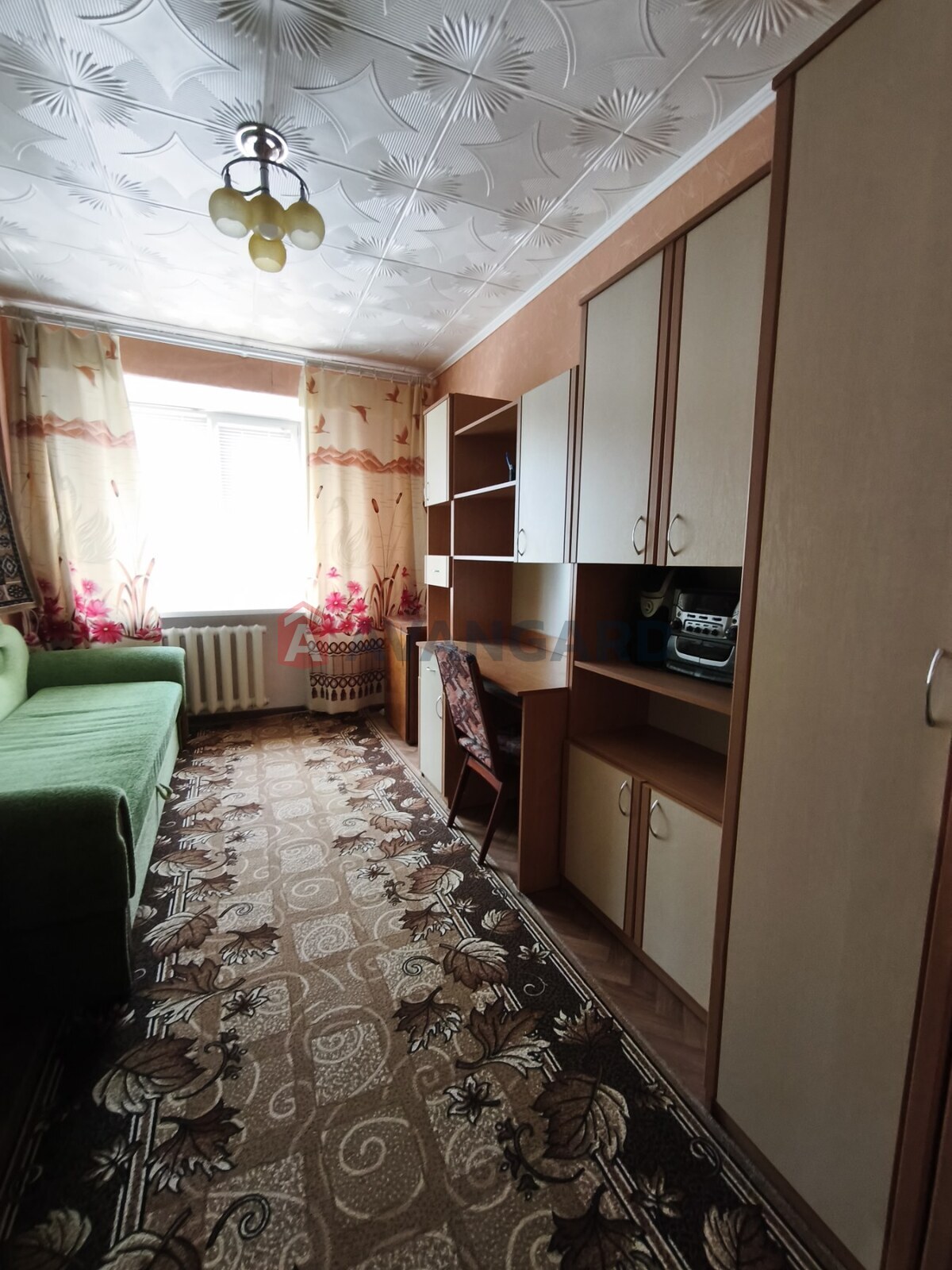 3 ��. ��������, 57/-/7 ��. �., 5/5 ������ ���� 7