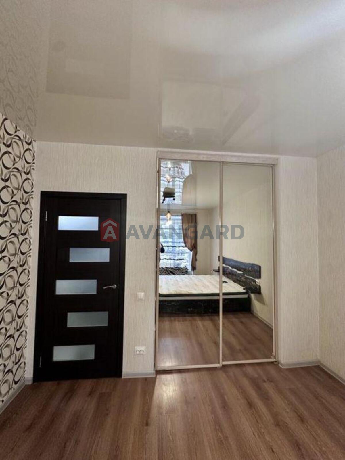 1 ��. ��������, 44/-/20 ��. �., 3/11 ������ ���� 5