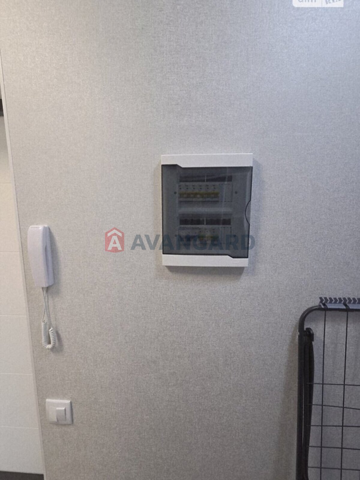 1 ��. ��������, 45/18/10 ��. �., 11/16 ������ ���� 12