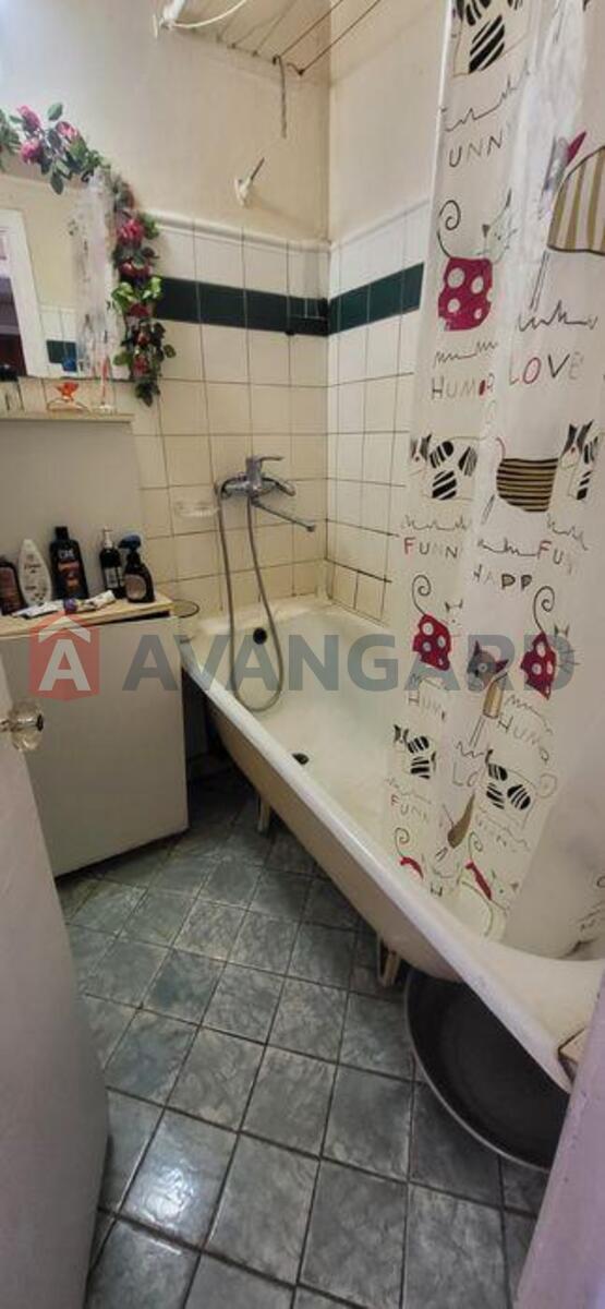 2 ��. ��������, 40/-/40 ��. �., 3/5 ������ ���� 8