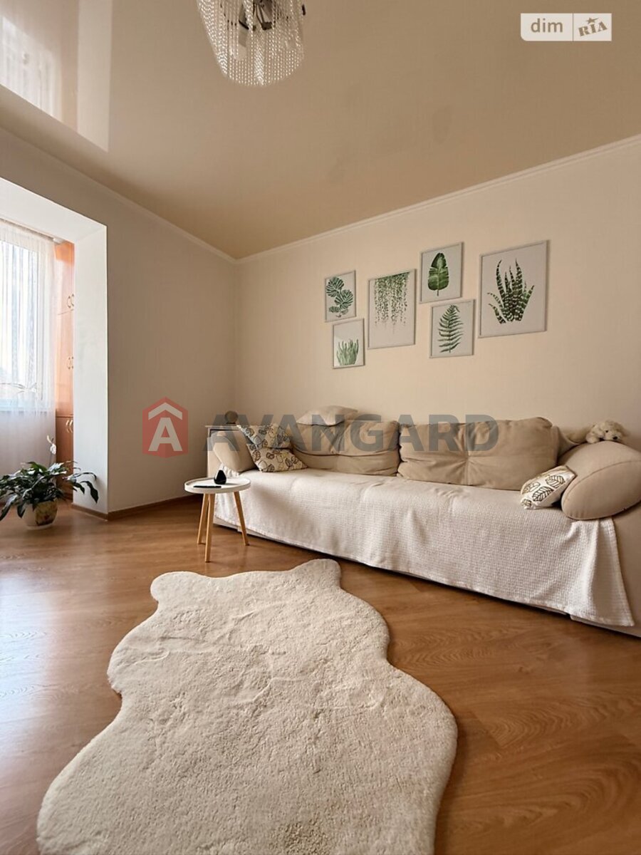 2 ��. ��������, 72/31/18 ��. �., 5/9 ������ ���� 3