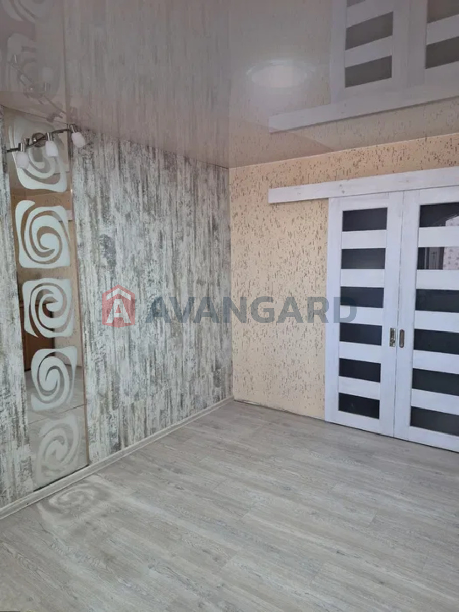 3 ��. ��������, 74/-/12 ��. �., 10/14 ������ ���� 14