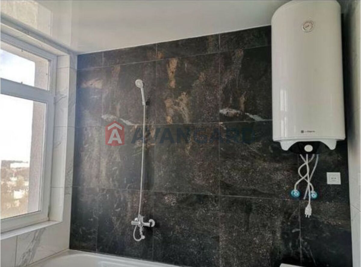 1 . , 43 / 11 / 18 . ., 18/20   10