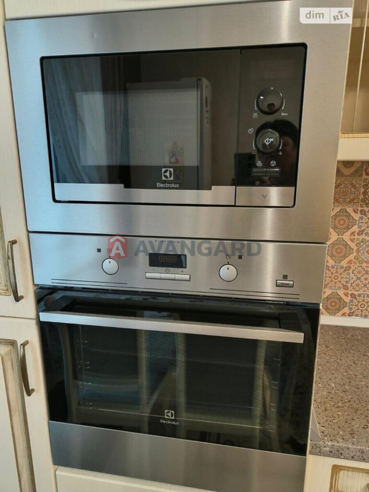 3 ��. ��������, 92/53/14 ��. �., 3/10 ������ ���� 19