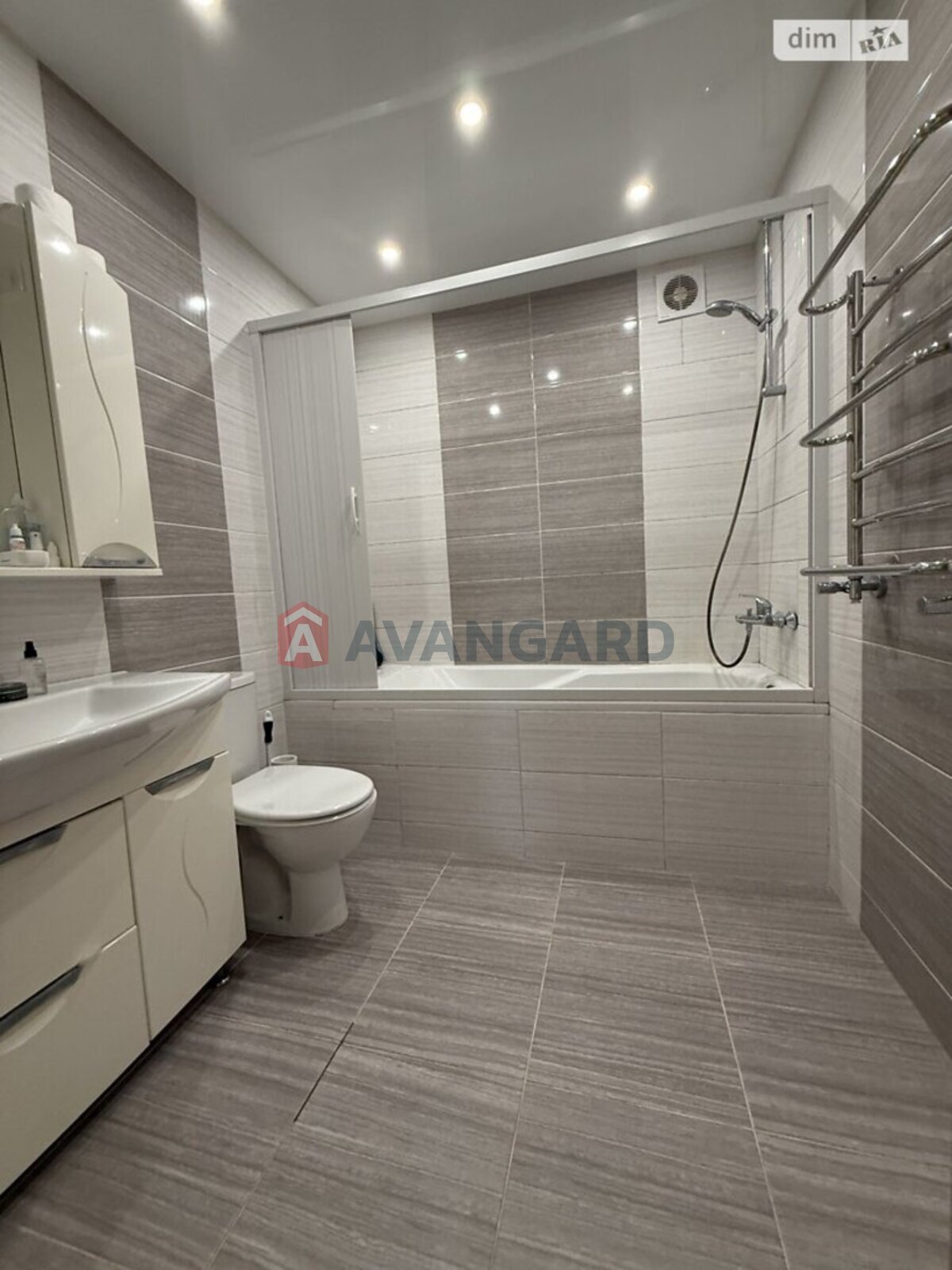 5 ��. ��������, 164/75/13 ��. �., 9/10 ������ ���� 11