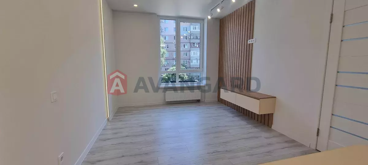 2 ����. ��������, 48/-/20 ��. �., 3/17 ���� ���� 13