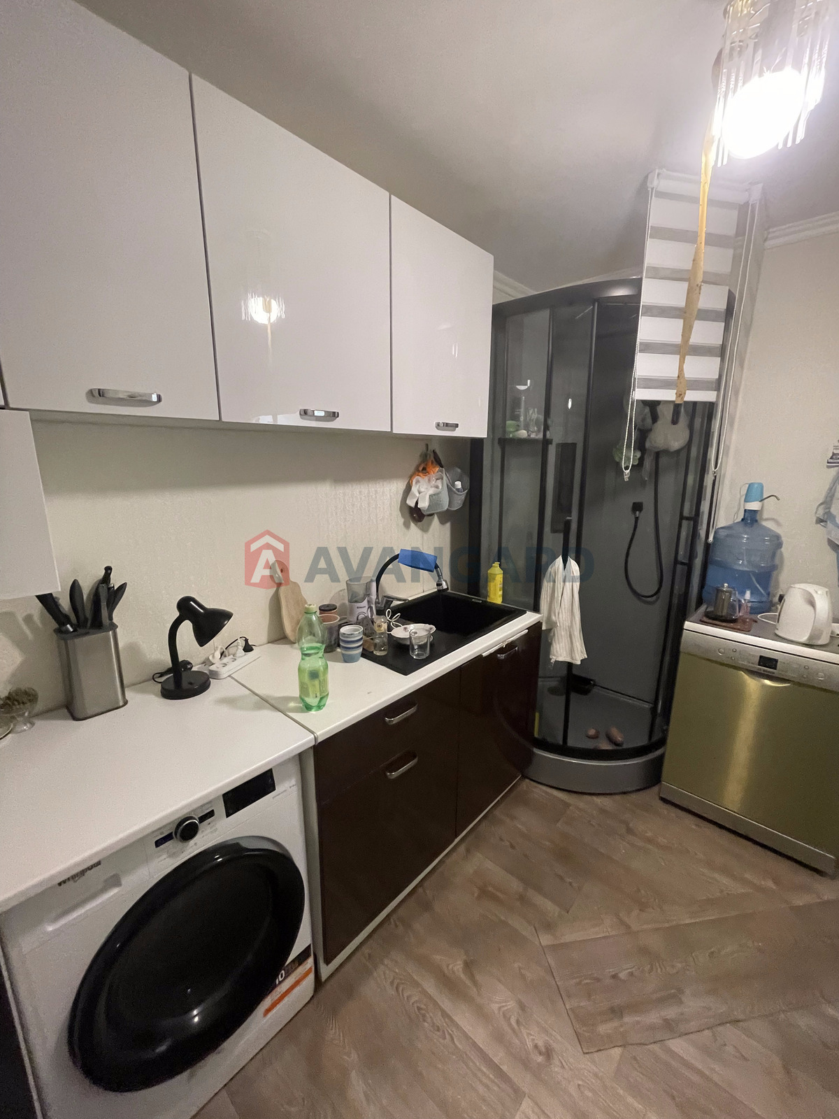 4 ��. ��������, 84/-/7 ��. �., 1/9 ������ ���� 29