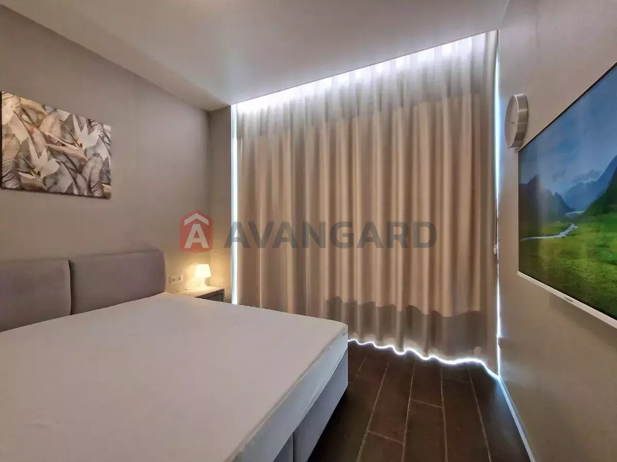 1 ��. ��������, 52/-/- ��. �., 21/33 ������ ���� 18