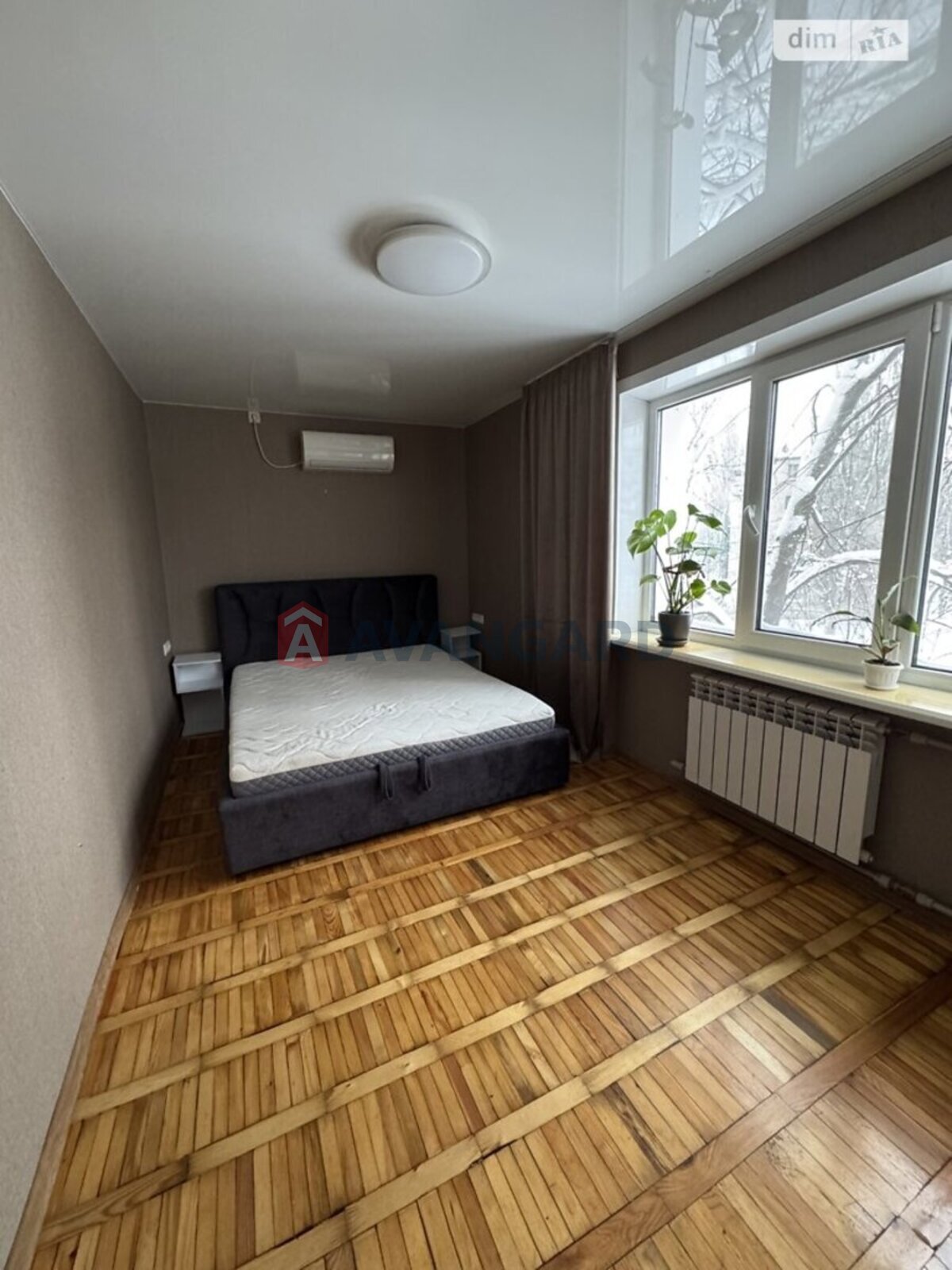 2 ��. ��������, 41/26/5 ��. �., 3/5 ������ ���� 11