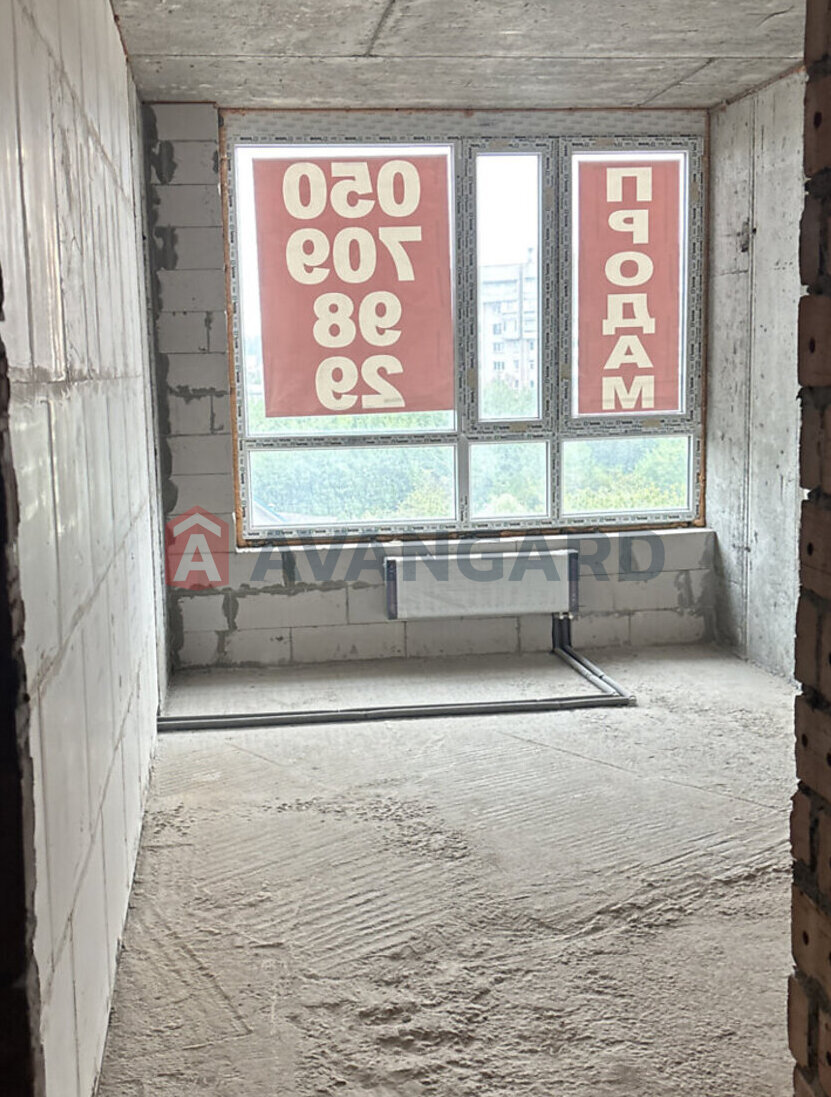 1 ��. ��������, 46/16/18 ��. �., 5/13 ������ ���� 9