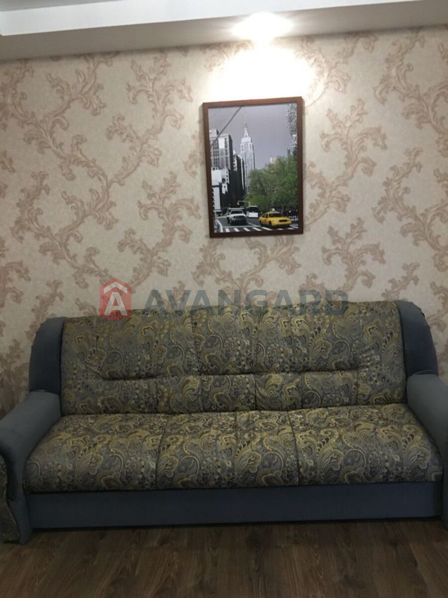 2 ��. ��������, 42/-/7 ��. �., 2/5 ������ ���� 3