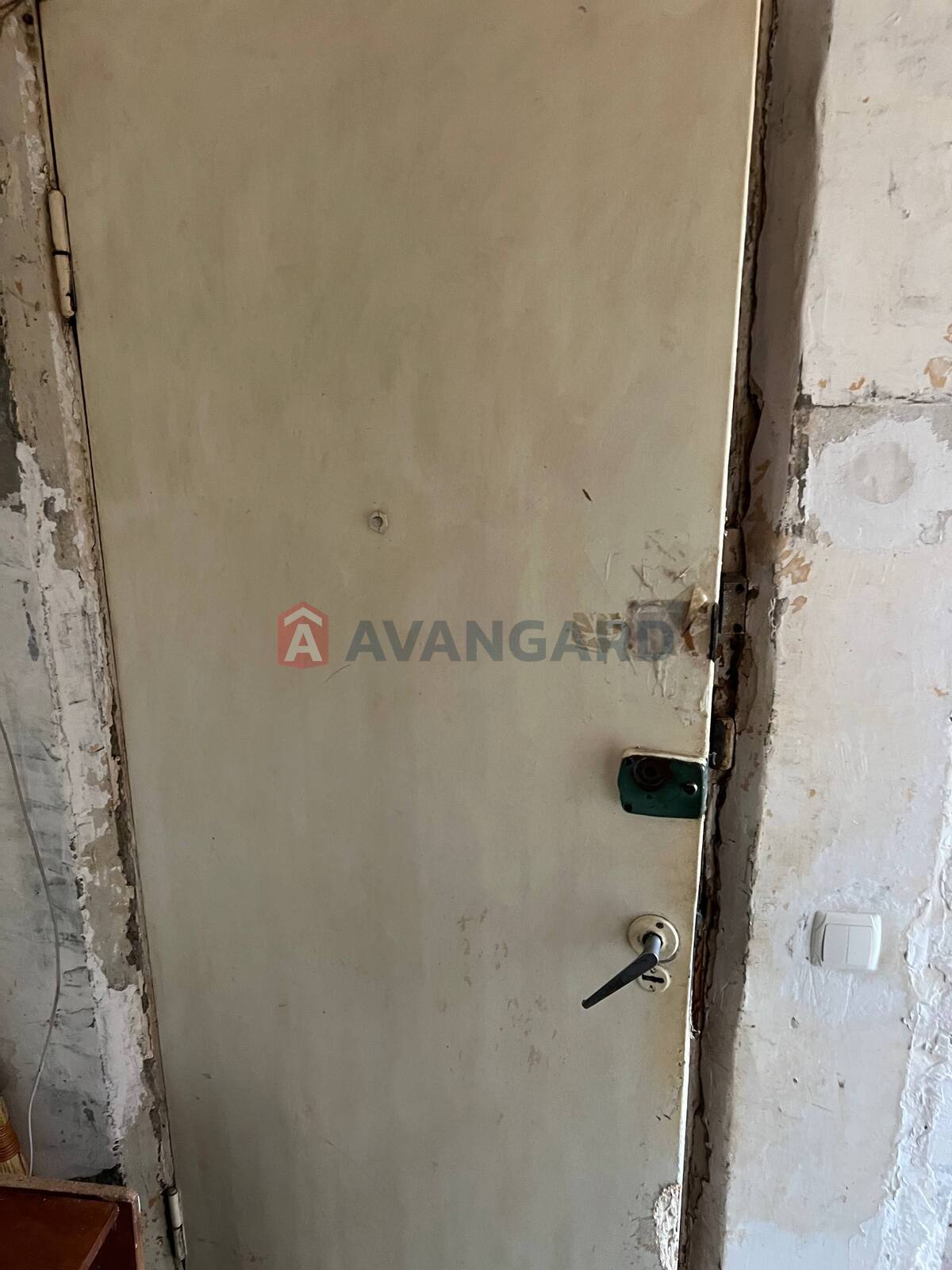 3 ����. ��������, 75/-/18 ��. �., 7/9 ���� ���� 17