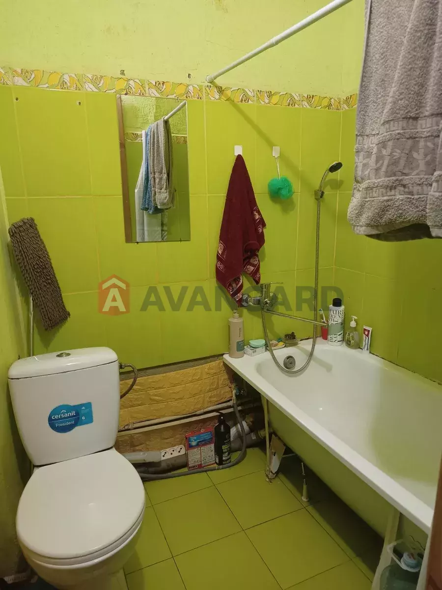 1 ��. ��������, 32/-/6 ��. �., 4/5 ������ ���� 6