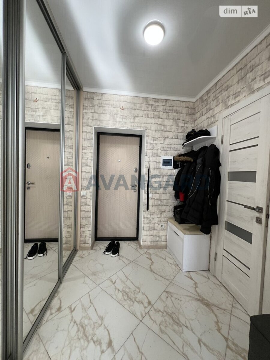 2 ��. ��������, 85/35/20 ��. �., 4/6 ������ ���� 8