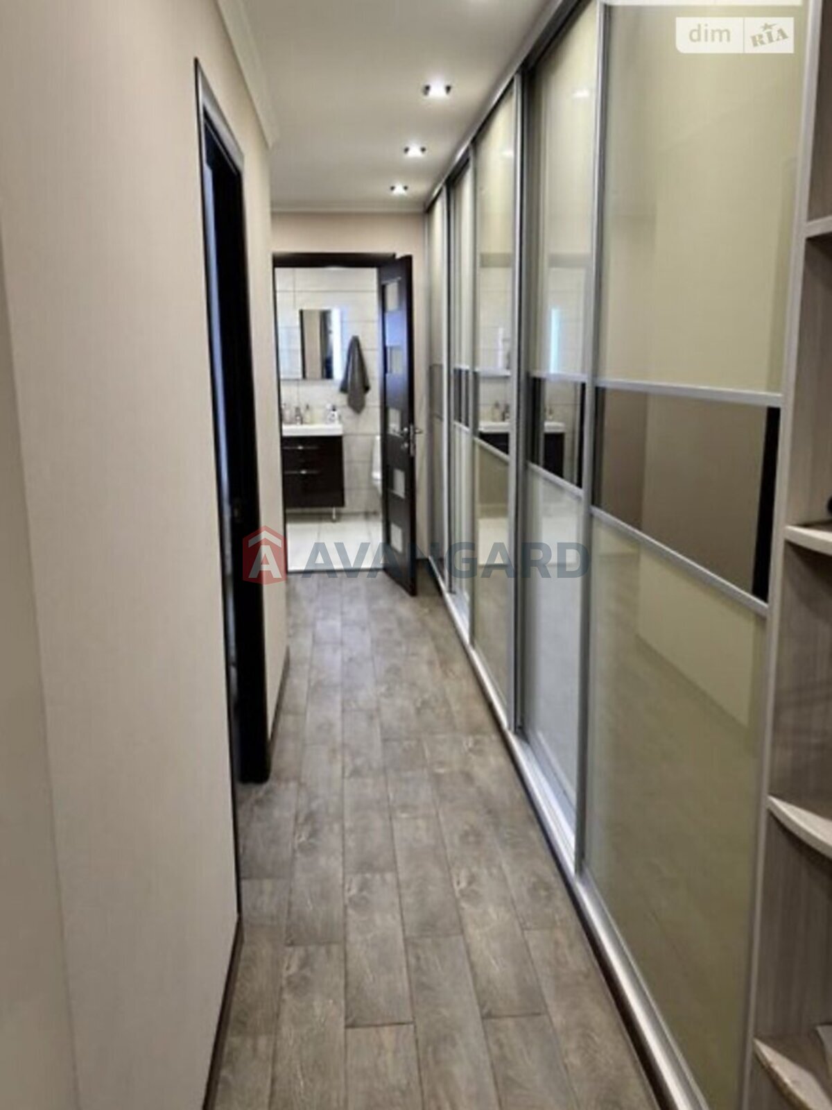 2 кім. квартира, 65/-/- кв. м., 9/11 поверх фото 4 2 кім. квартира, 65/-/- кв. м., 9/11 поверх фото 4