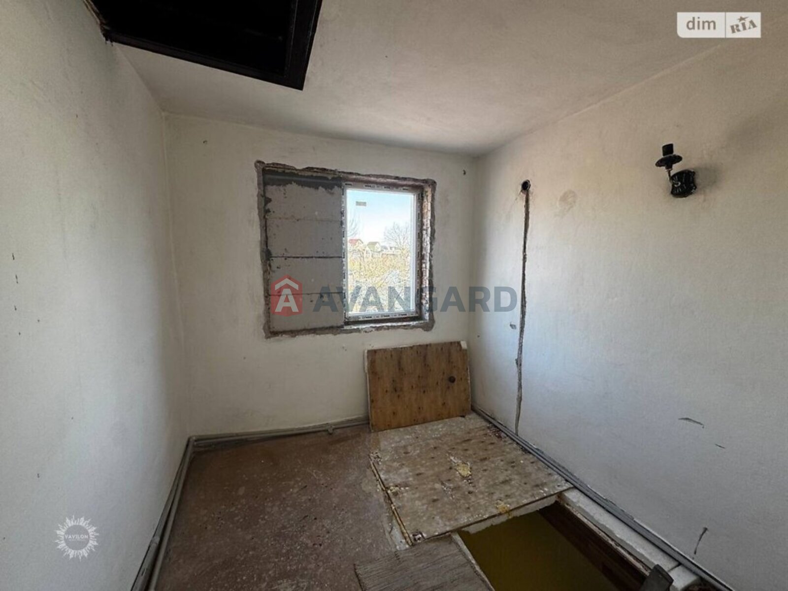 �������, 90 ��.�. ���� 13