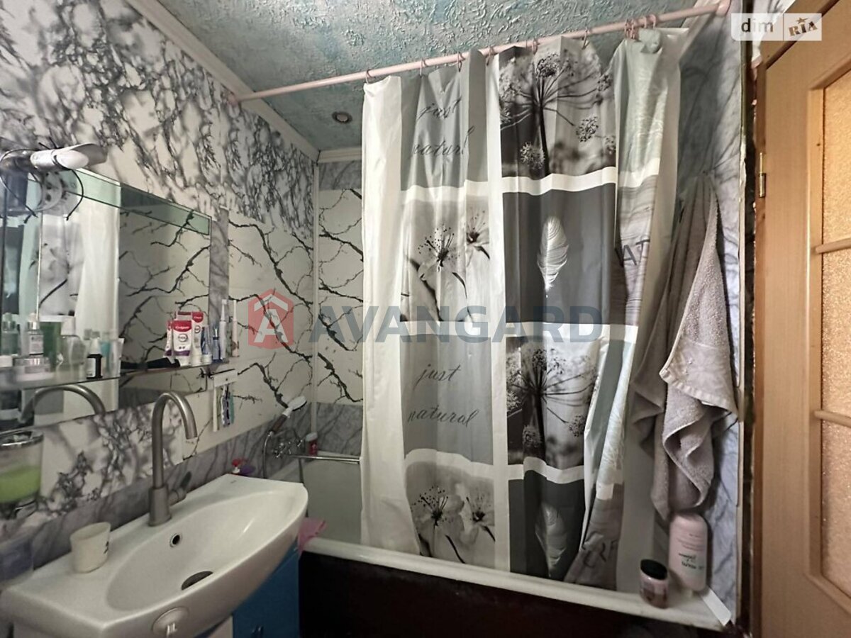 �������, 35 ��.�. ���� 3