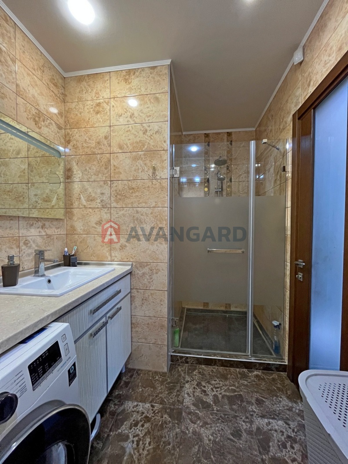 �������, 150 ��.�. ���� 13