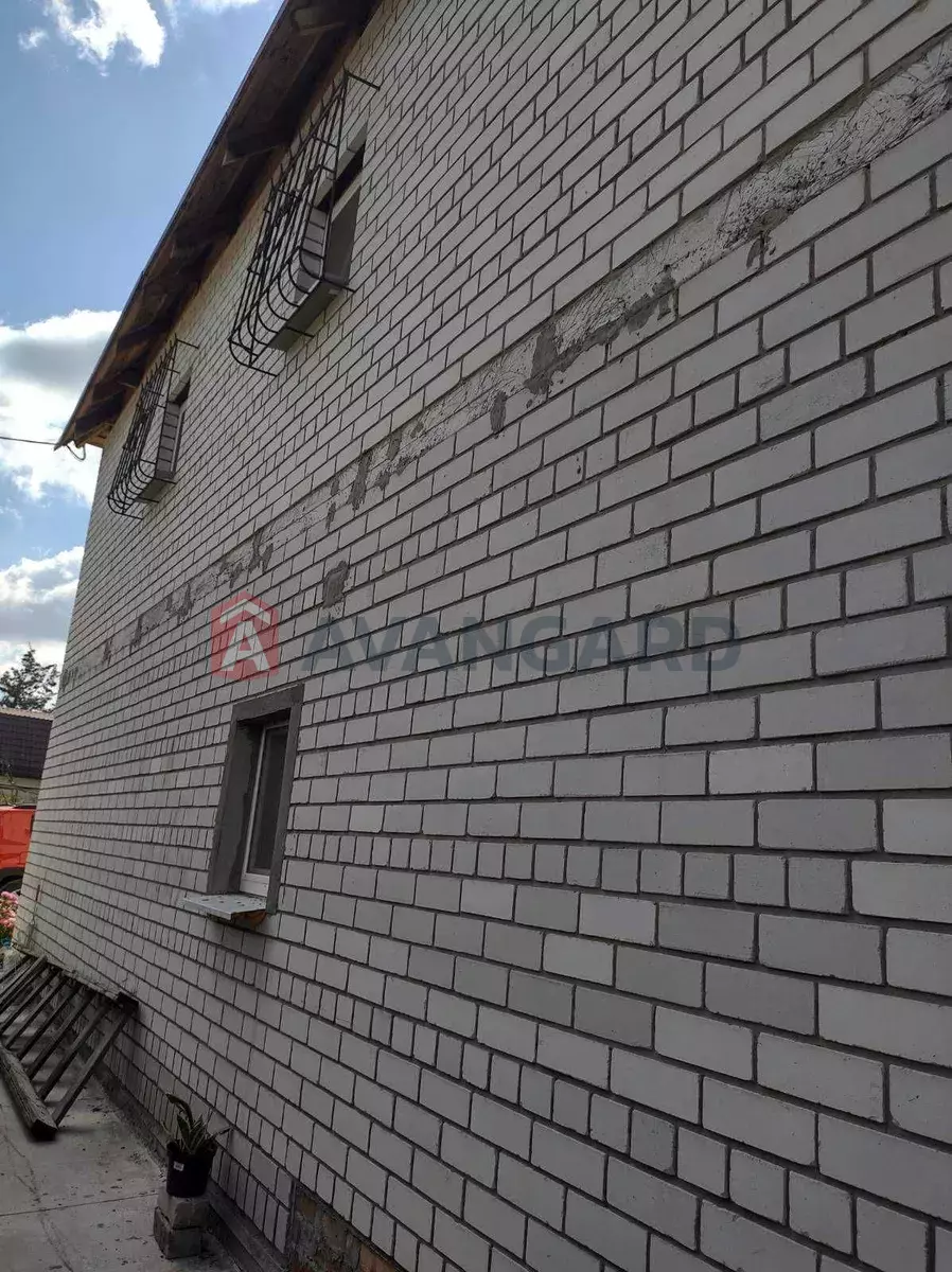 ����, 100 ��.�. ���� 9