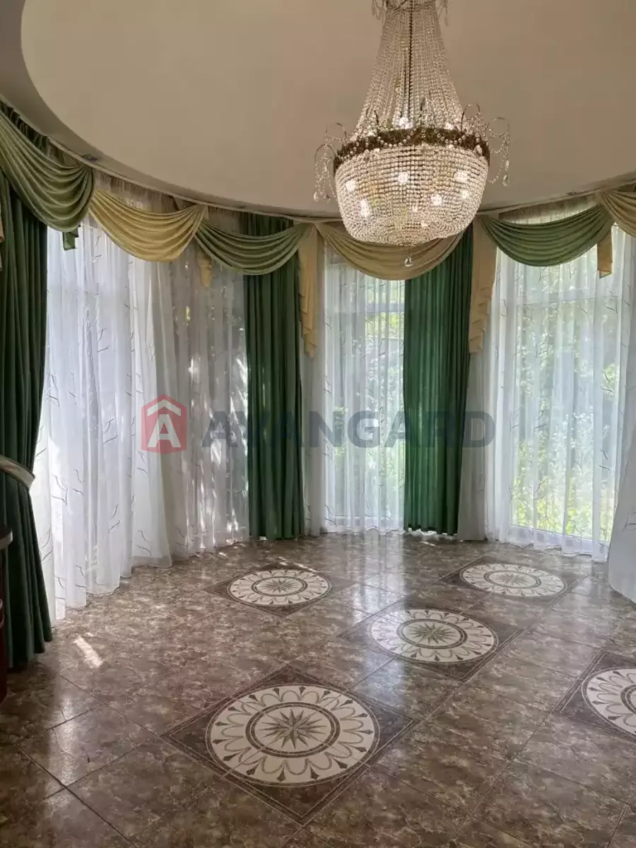 �������, 150 ��.�. ���� 9