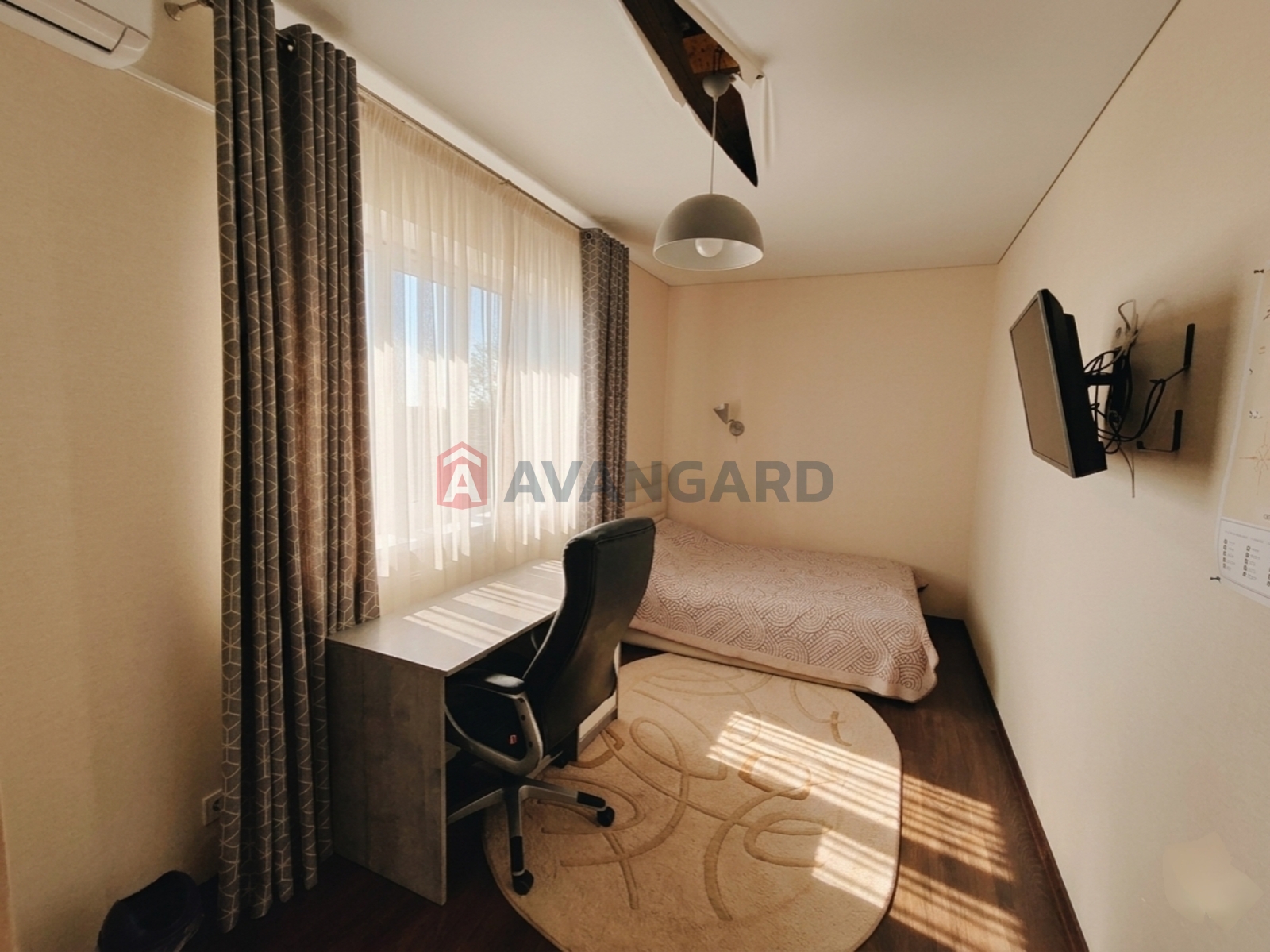 �������, 270 ��.�. ���� 20