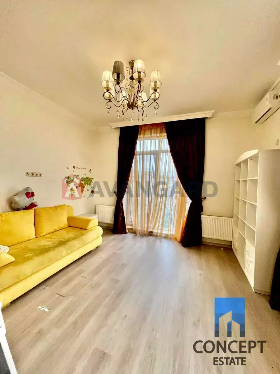 �������, 250 ��.�. ���� 28