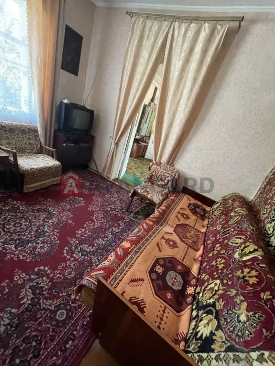 ������� �������, 40 ��.�. ���� 4