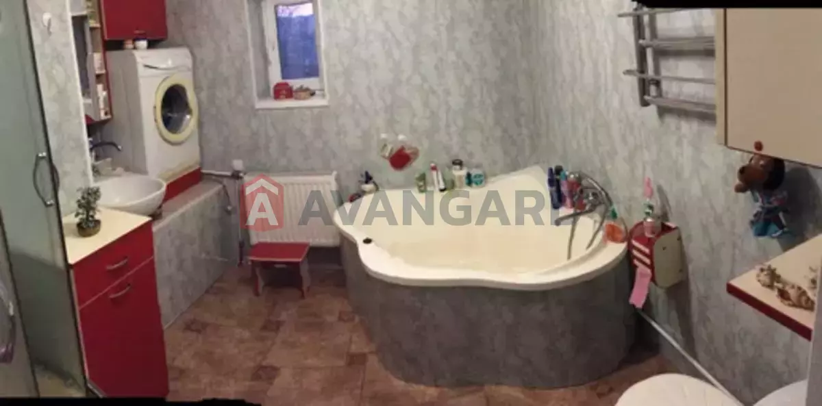 �������, 110 ��.�. ���� 9