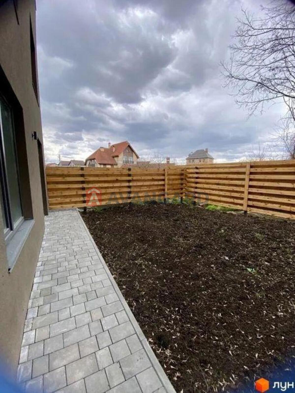 ��������, 134 ��.�. ���� 16