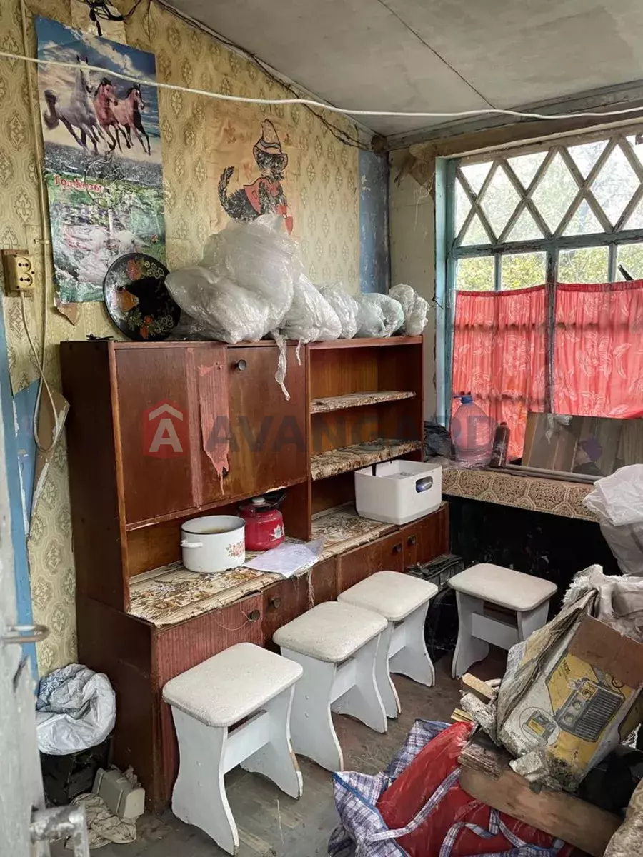 ������� �������, 32 ��.�. ���� 4