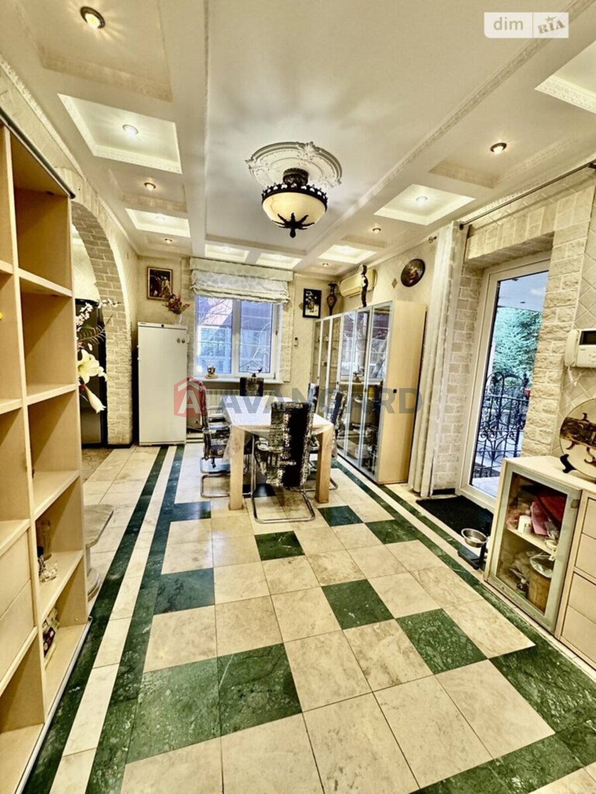 �������, 1000 ��.�. ���� 3