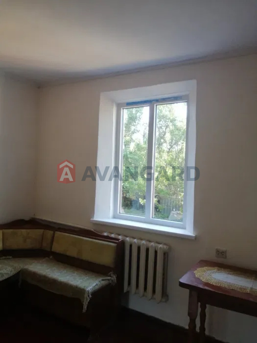 �������, 80 ��.�. ���� 9