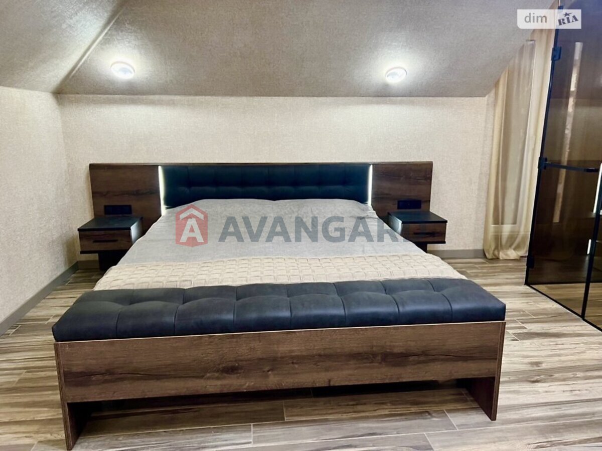 �������, 240 ��.�. ���� 13