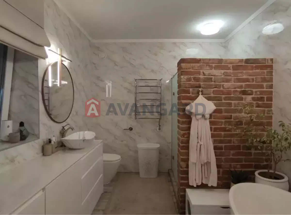 �������, 200 ��.�. ���� 3