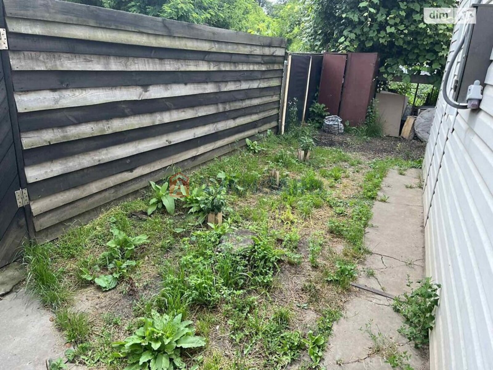 �������, 100 ��.�. ���� 4