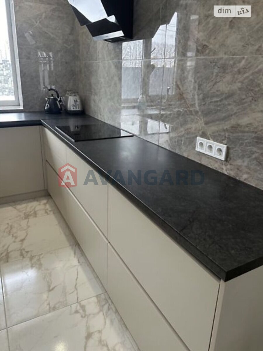 ���, 143 ��.�. ���� 19