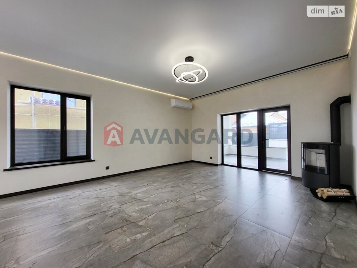 �������, 107 ��.�. ���� 1