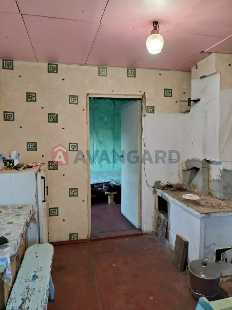 ����, 40 ��.�. ���� 8