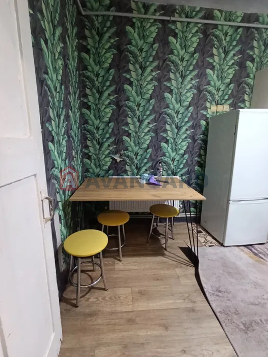 ������� �������, 50 ��.�. ���� 12