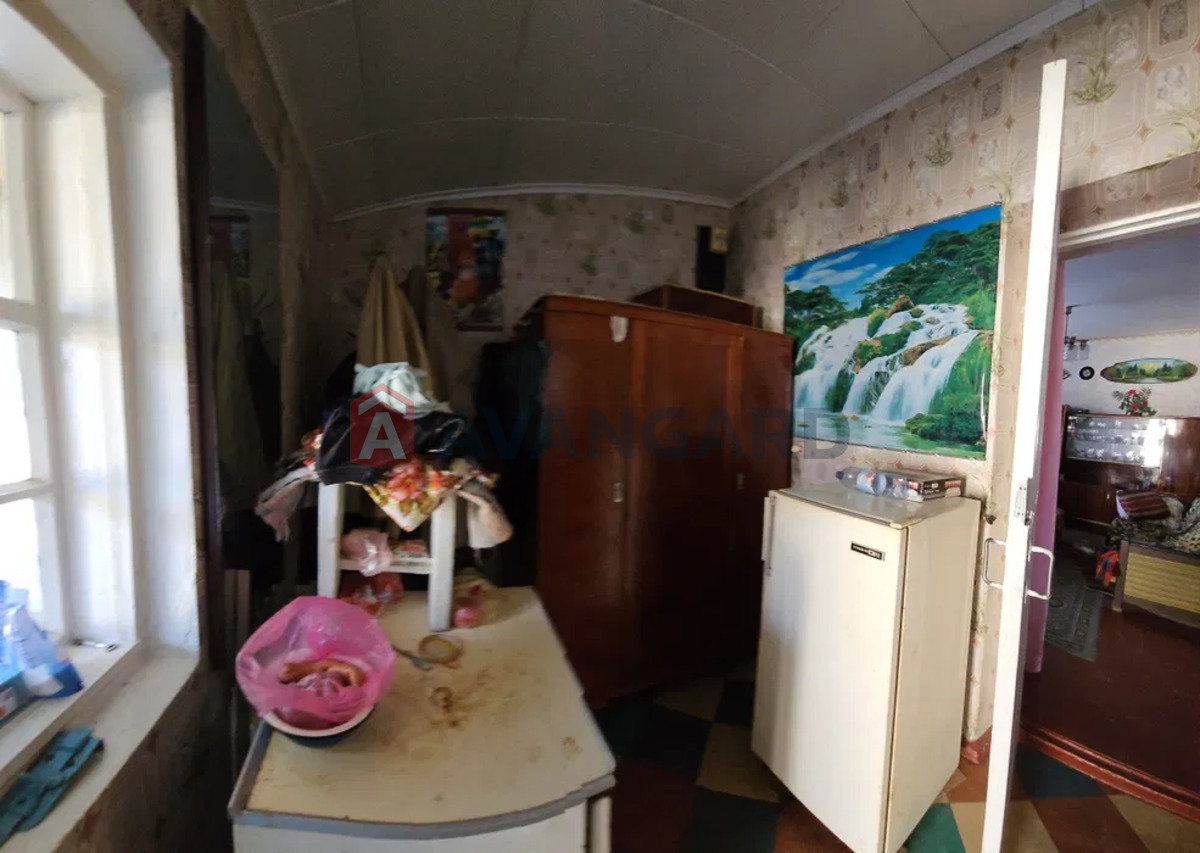 ������� �������, 44 ��.�. ���� 7