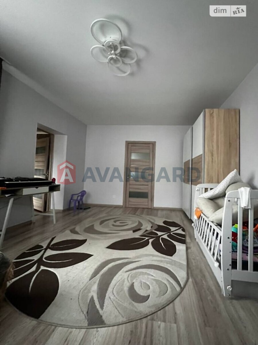 �������, 82 ��.�. ���� 3