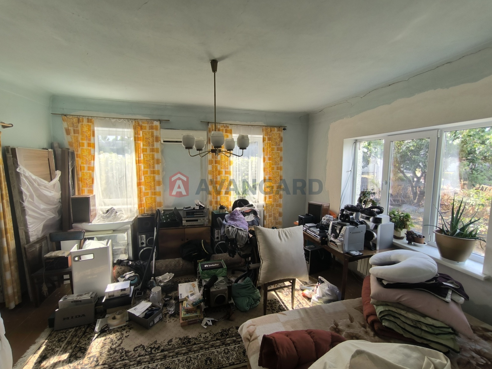 �������, 64 ��.�. ���� 10