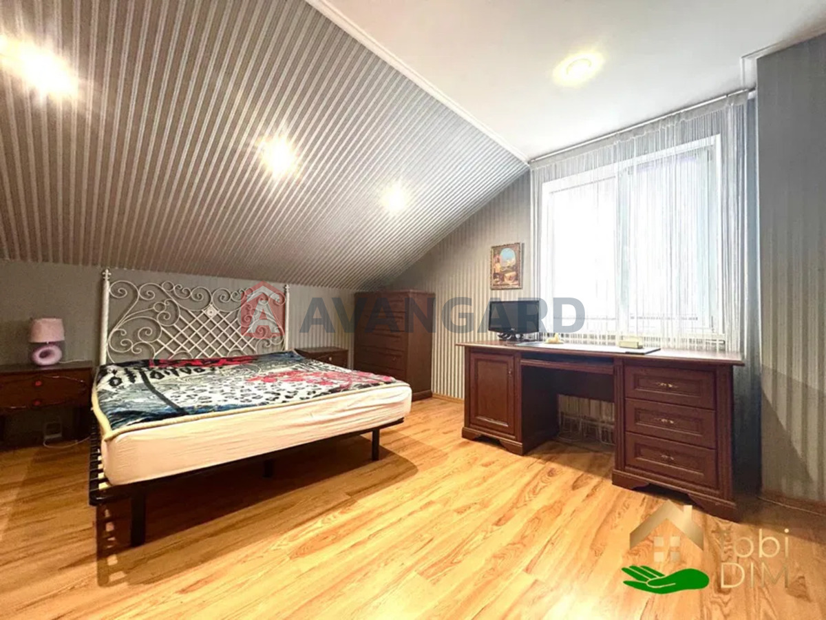 �������, 160 ��.�. ���� 12