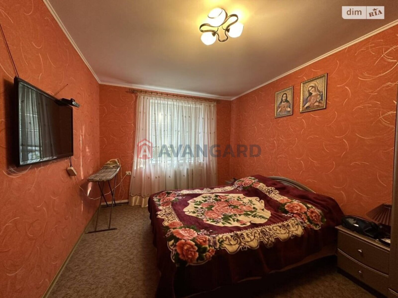 �������, 295 ��.�. ���� 12